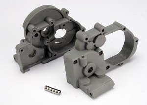 AX3691A Gearbox halves (l&amp;r) (grey) w/ idler gear shaft